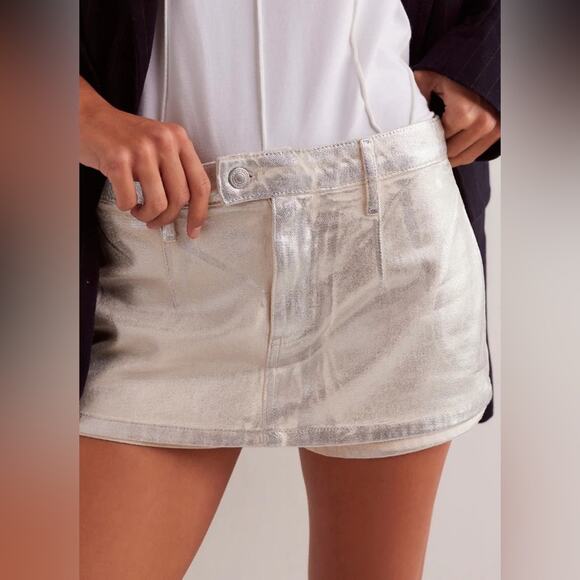 Free People We The Free Gallivanting Metallic Peekaboo Skort Size 29 - Picture 4 of 15